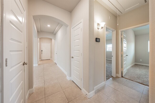 Building Photo - 11234 Victoria Hollow Trace