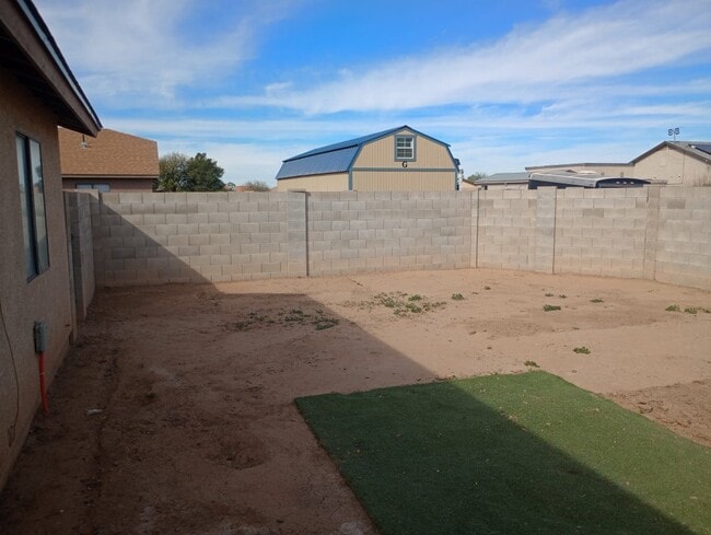 Building Photo - W Mystery Drive