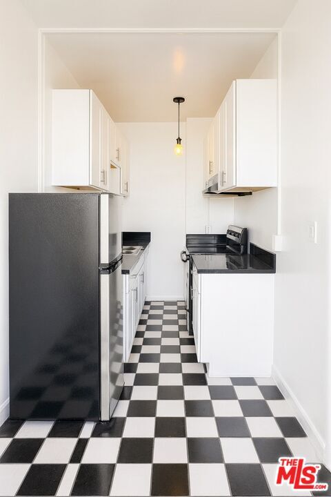 Building Photo - 1201 N Crescent Heights Blvd