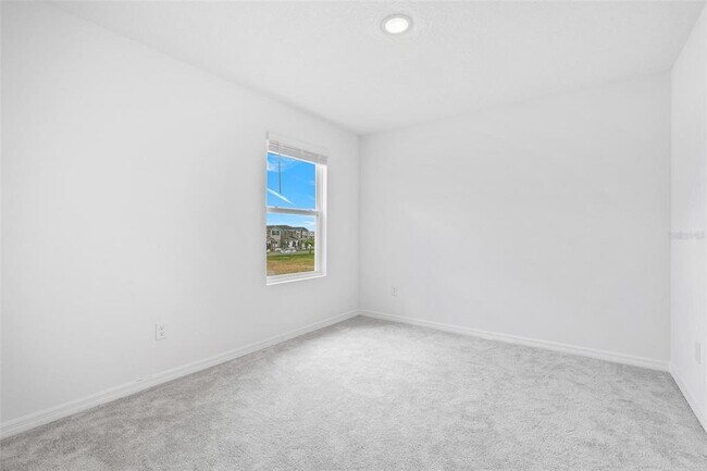 Building Photo - 14942 WINDFLOWER Aly