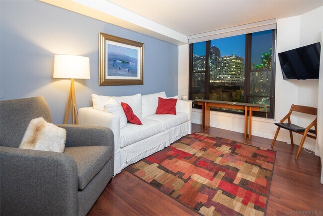 Building Photo - 500 W Harbor Dr