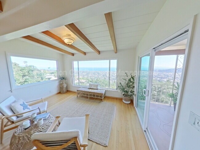 Primary Photo - 1227 Viscaino Rd