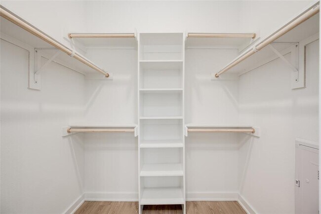 Building Photo - 4802 S Congress Ave