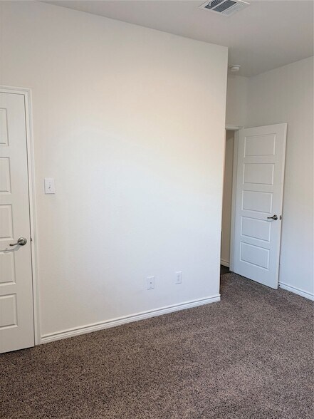 Building Photo - 152 Whitetail Wy