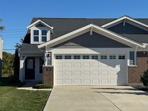 Building Photo - 948 Southline Dr
