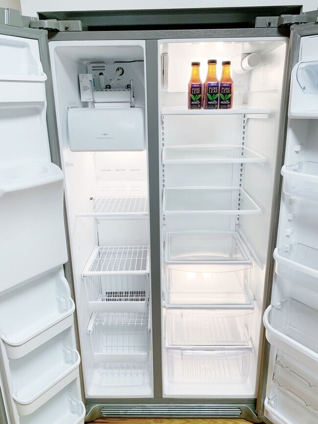 Building Photo - 112 N Meade St