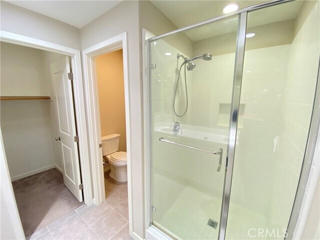 Building Photo - 64 Bronze Leaf