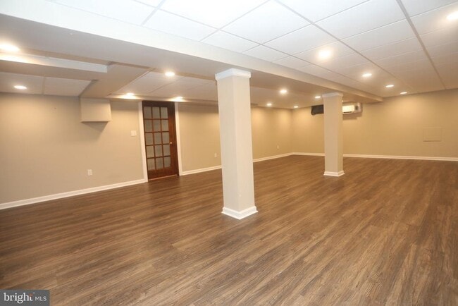 Building Photo - 1408 Pride Tree Cir