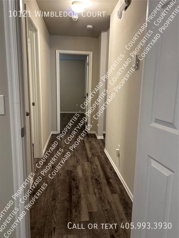 Building Photo - 10121 Wimbledon Ct