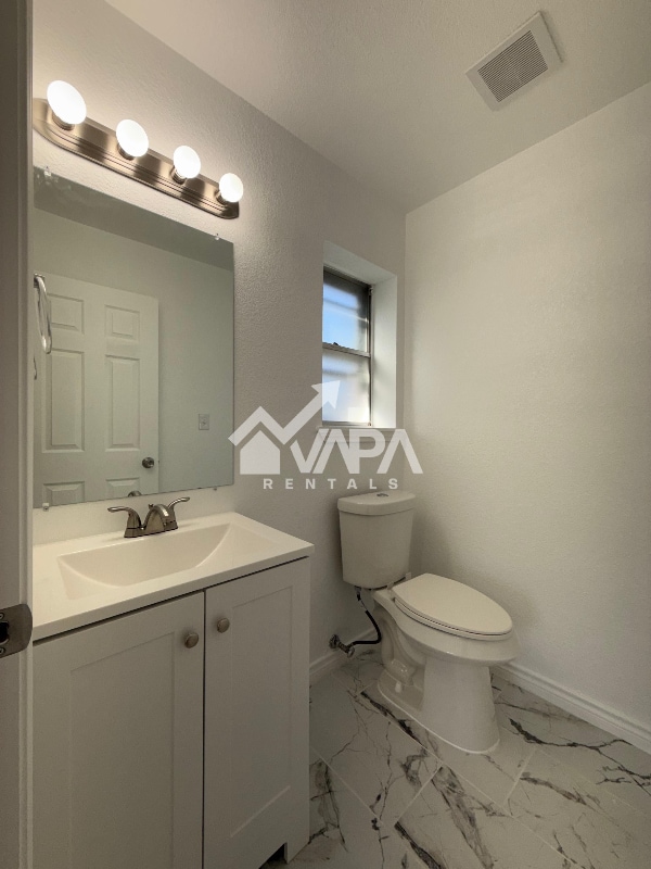 Building Photo - 6715 Buckley