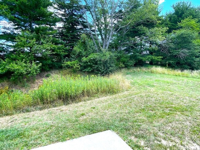 Building Photo - 262 Garrison Way