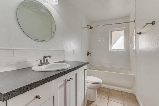 Building Photo - 8406 Stillwood Ln