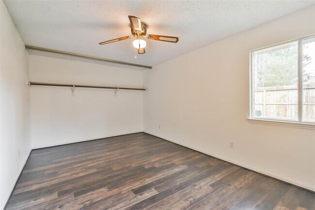 Building Photo - 10306 Wayward Wind Ln