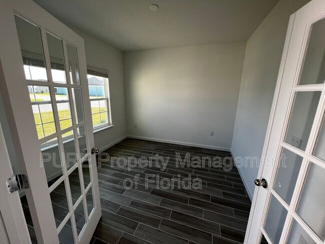 Building Photo - 9025 SW 58th Cir