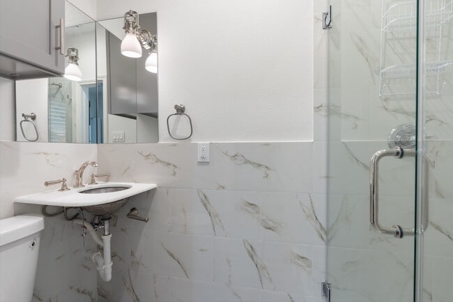 Building Photo - 1116 Nadine St