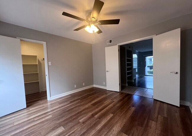 Building Photo - 11311 Sir Winston St