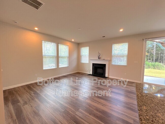 Building Photo - 12003 Gambrell Dr