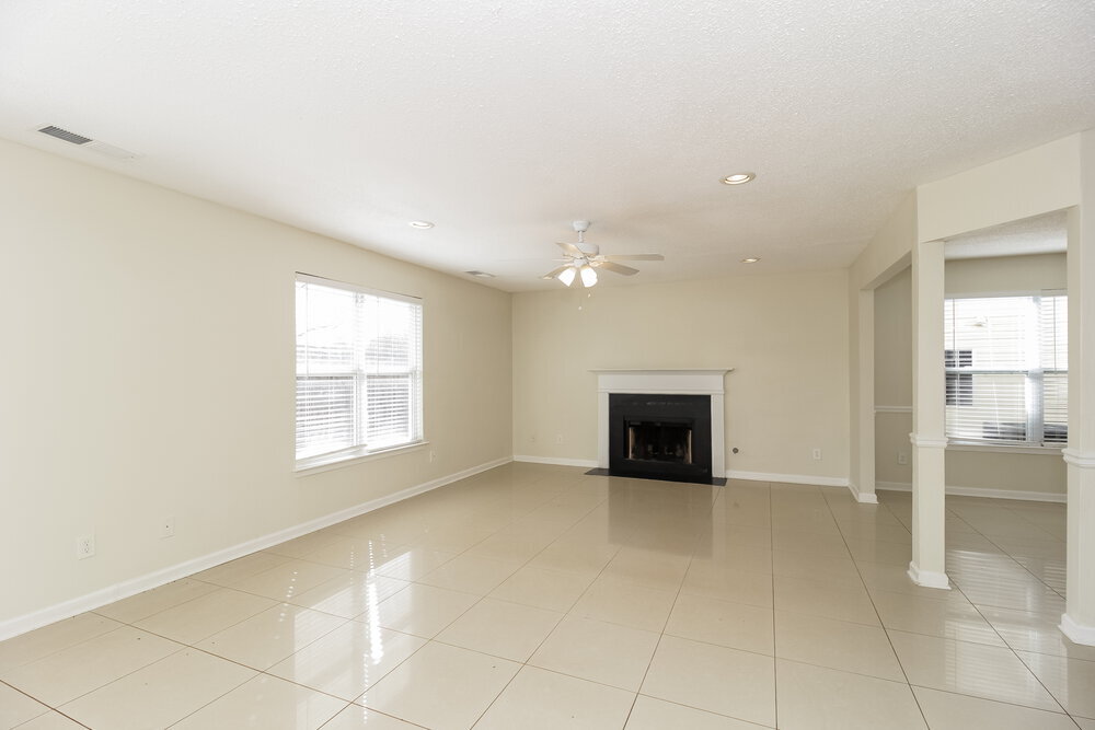 Building Photo - 5023 Serenity Point Ln