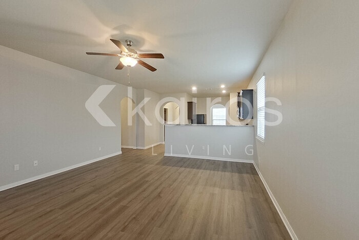 Building Photo - 825 NW 5th St