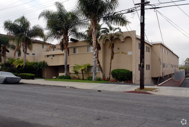 Building Photo - Inglewood Palms Apartments