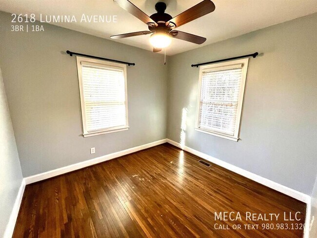 Building Photo - 2618 Lumina Ave