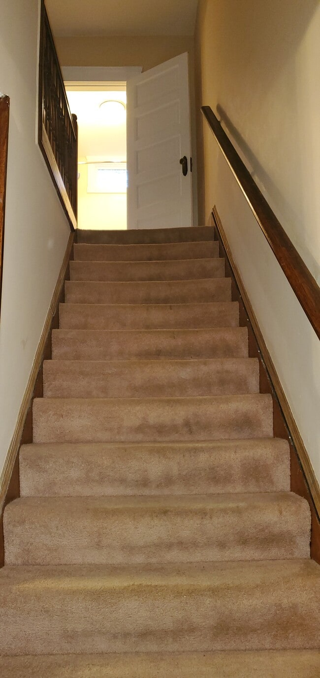 To second floor - 1485 Clarence Ave