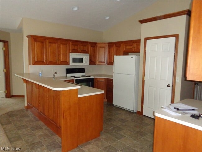 Building Photo - 239 Aspen Dr