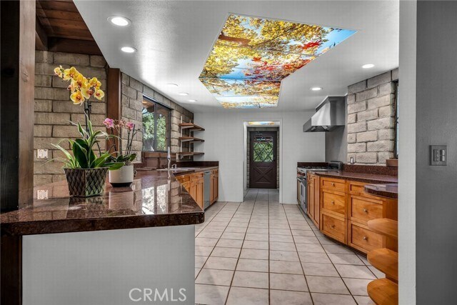 Building Photo - 535 Crater Camp Dr