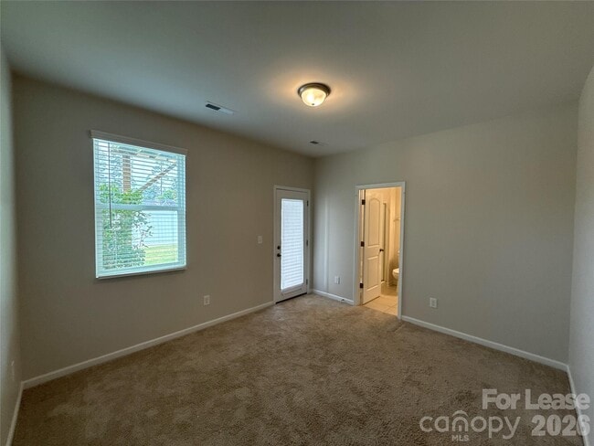 Building Photo - 1110 Keydet Dr