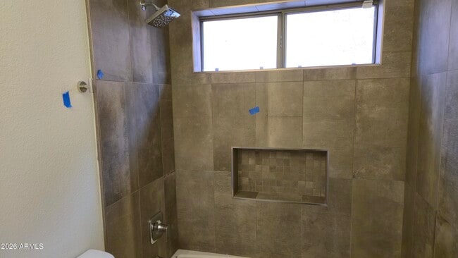 Building Photo - 9616 E Sheena Dr