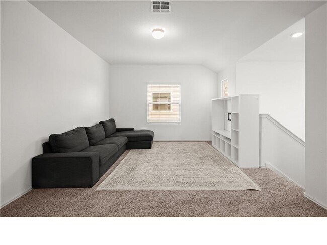 Building Photo - 328 Majestic Cedar Ct