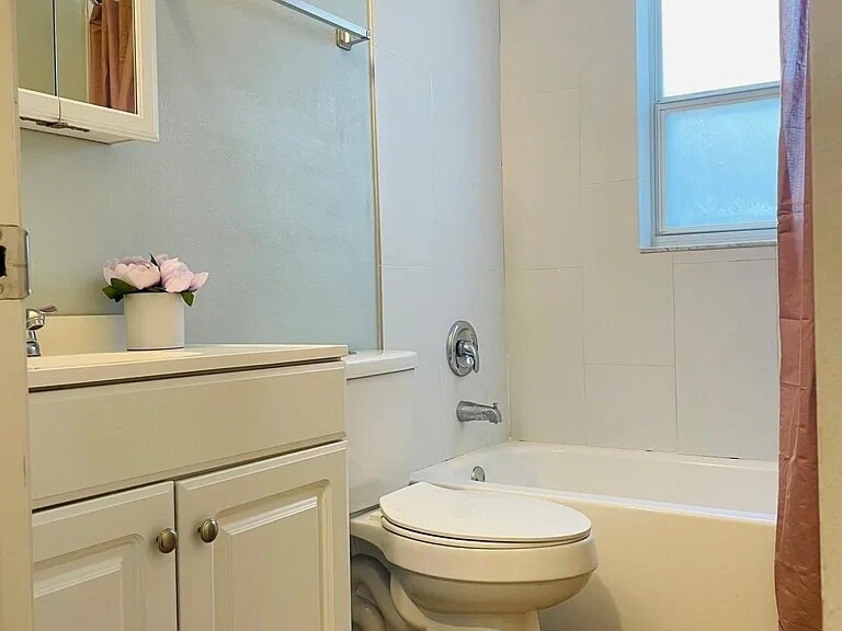 Bathroom - 4927 Billy Direct Ln