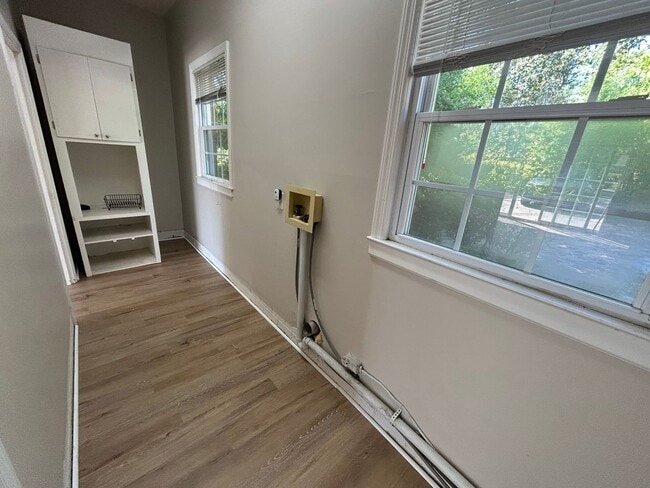 Building Photo - Updated home in College Acres!