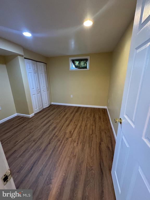 Building Photo - 9604 49th Ave