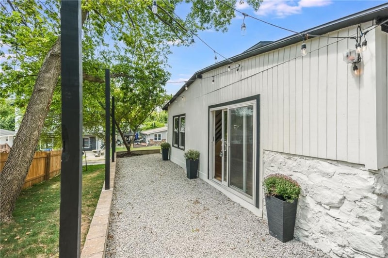 Building Photo - 4635 Genessee St