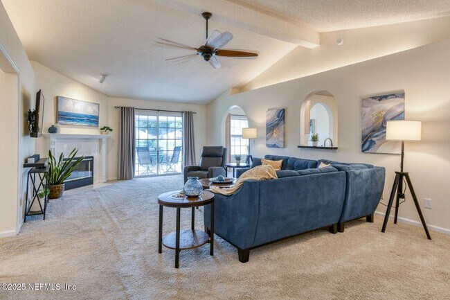 Building Photo - 7596 Fawn Lake Dr N