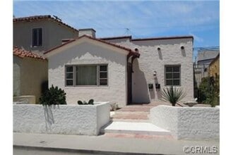 Building Photo - 103 Corona Ave