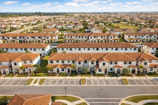 Building Photo - 11851 SW 246 Terrace