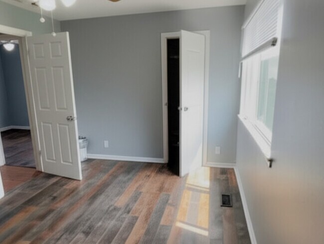 Building Photo - 2340 Carnation Dr