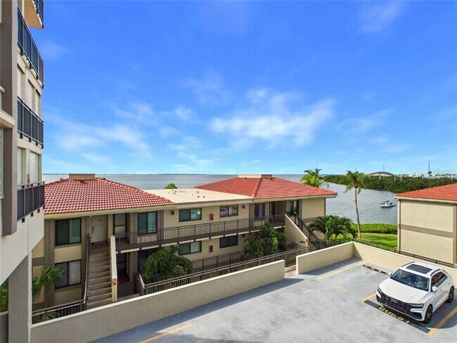 Building Photo - 6372 Palma Del Mar Blvd S