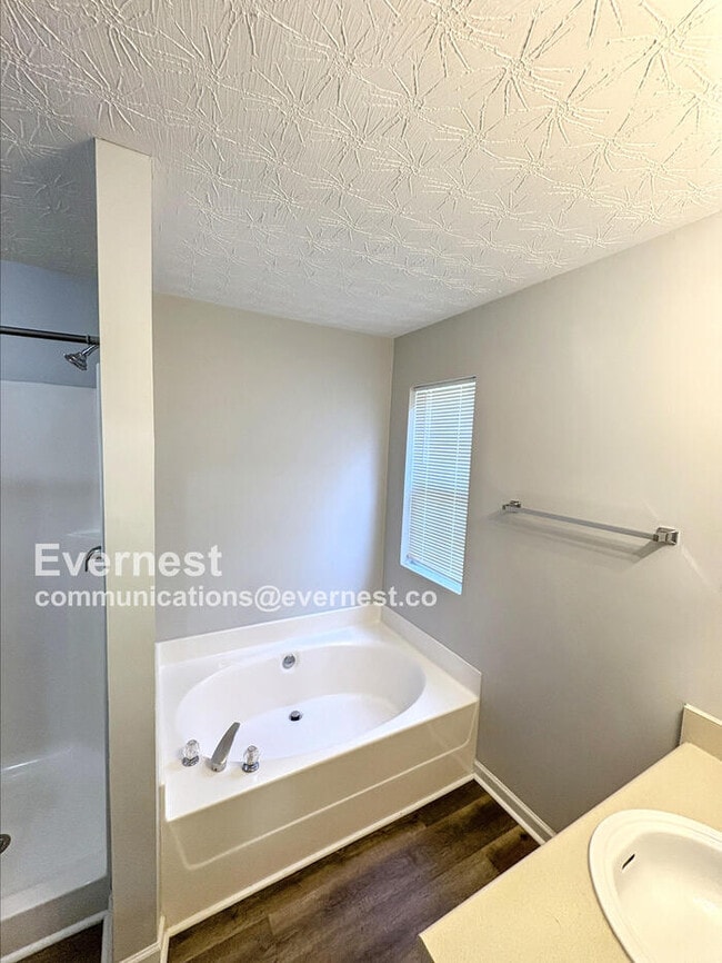 Building Photo - 2730 Marlin Dr