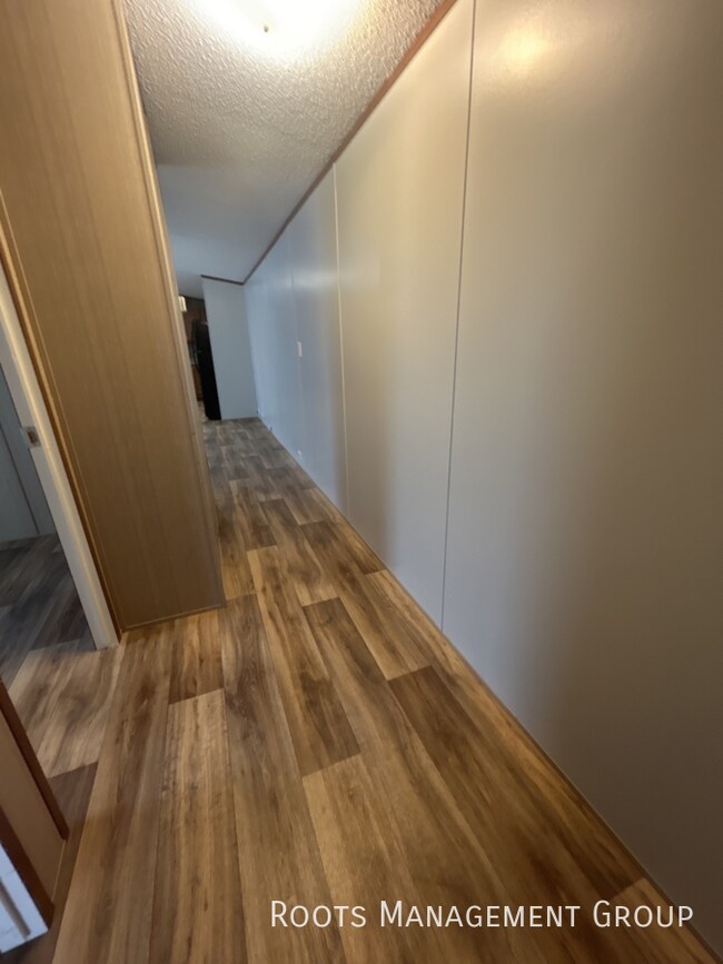 Building Photo - Eastern Villa Mhp