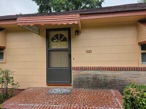 Building Photo - 685 Coleman Ave