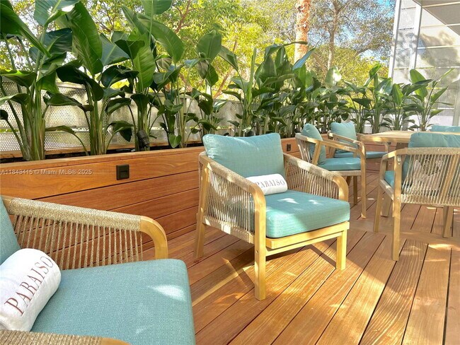 Building Photo - 1700 Meridian Ave