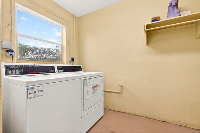 Building Photo - 5801 NW 62nd Ave