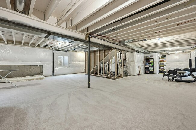 Building Photo - 17952 Tree Sparrow Ave