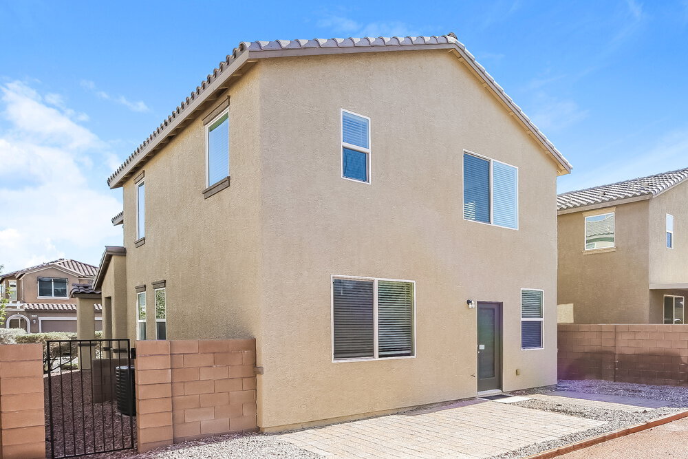 Building Photo - 1077 Water Cove St