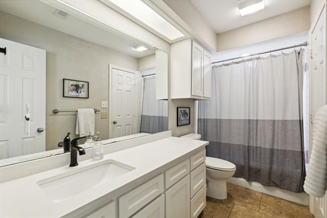 Building Photo - 6134 Black Berry Ln