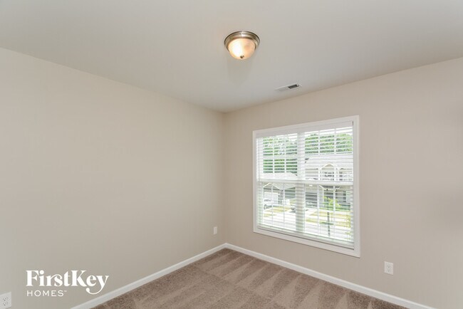 Building Photo - 187 Crawford Pkwy