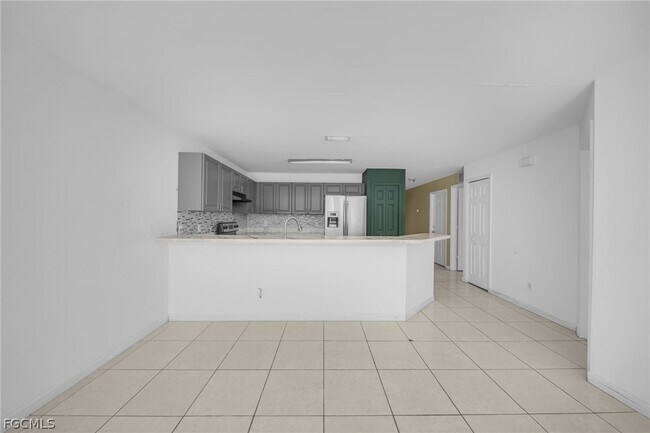 Building Photo - 4549 22nd St SW